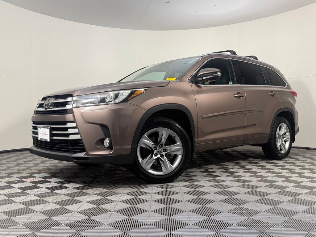 Used 2017 Toyota Highlander Limited SUV