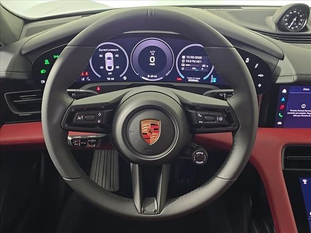 2026 Porsche Taycan GTS - Photo 28