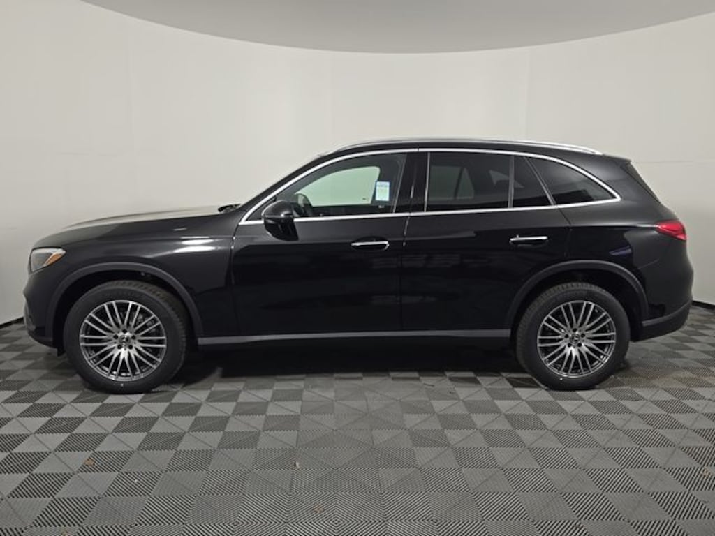 New 2026 Mercedes-Benz GLC 300 4MATIC SUV