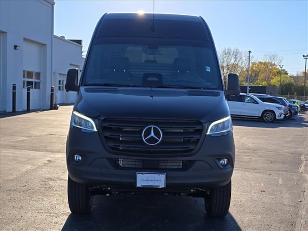 New 2026 Mercedes-Benz Sprinter 2500 High Roof 4-Cyl Diesel HO Van Extended Cargo Van