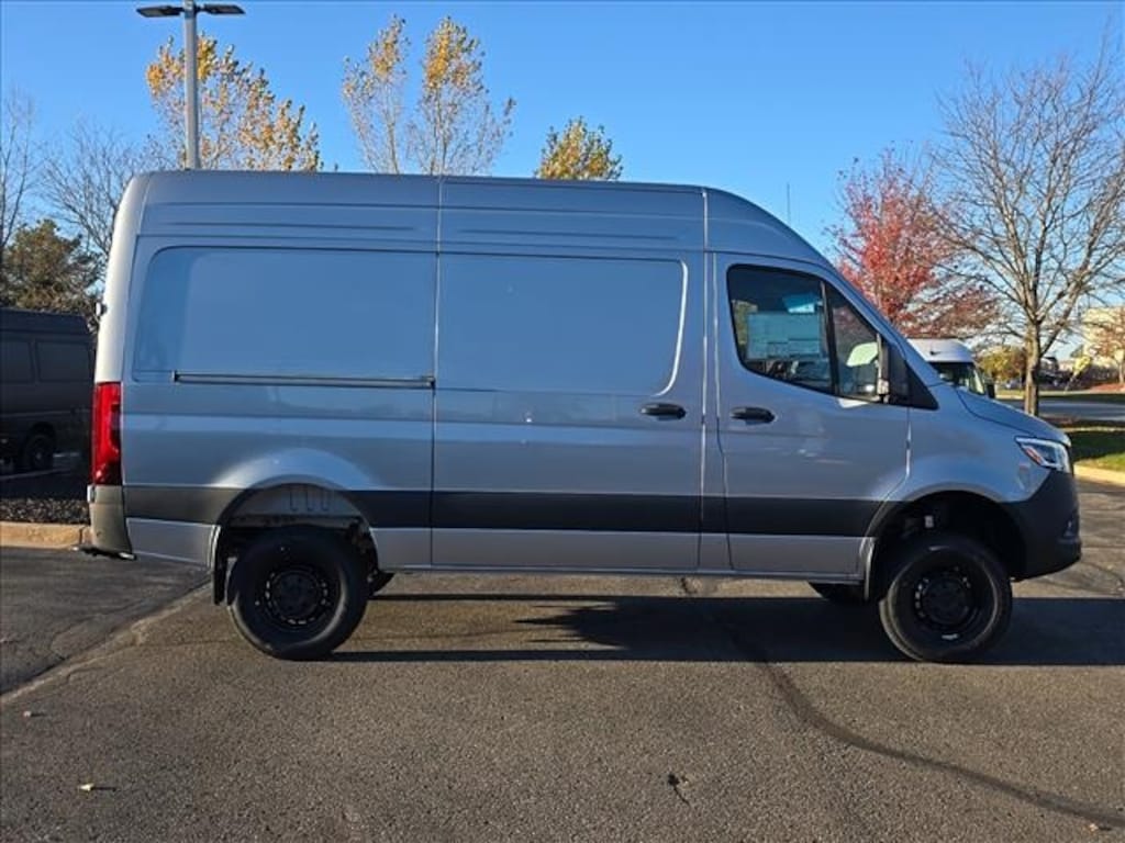 New 2026 Mercedes-Benz Sprinter 2500 Standard Roof 4-Cyl Diesel HO Van Cargo Van