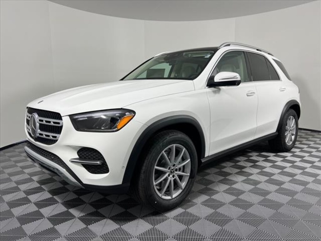 New 2024 MercedesBenz GLE 350 AUTO Milwaukee, Waukesha WI