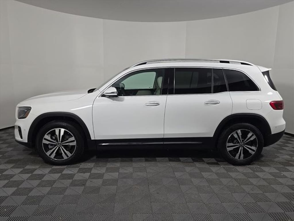 New 2026 Mercedes-Benz GLB 250 4MATIC SUV
