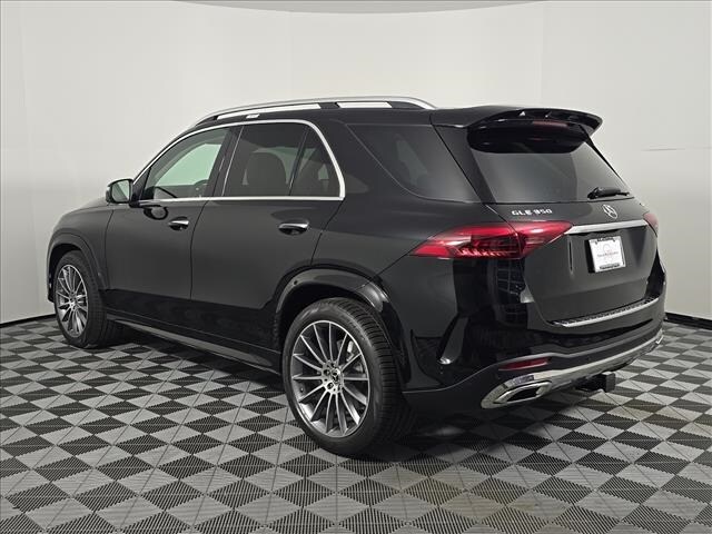 2026 Mercedes Benz GLE 350 4MATIC photo 2