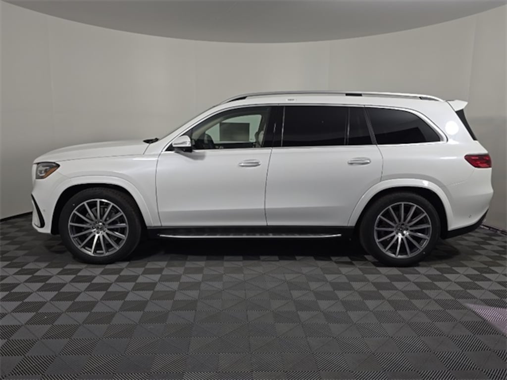 New 2026 Mercedes-Benz GLS 580 4MATIC SUV