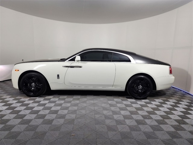 Used 2015 Rolls-Royce Wraith Base with VIN SCA665C55FUX85315 for sale in Waukesha, WI