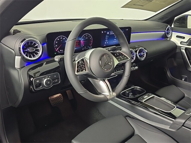 2026 Mercedes Benz CLA 250 4MATIC photo 4