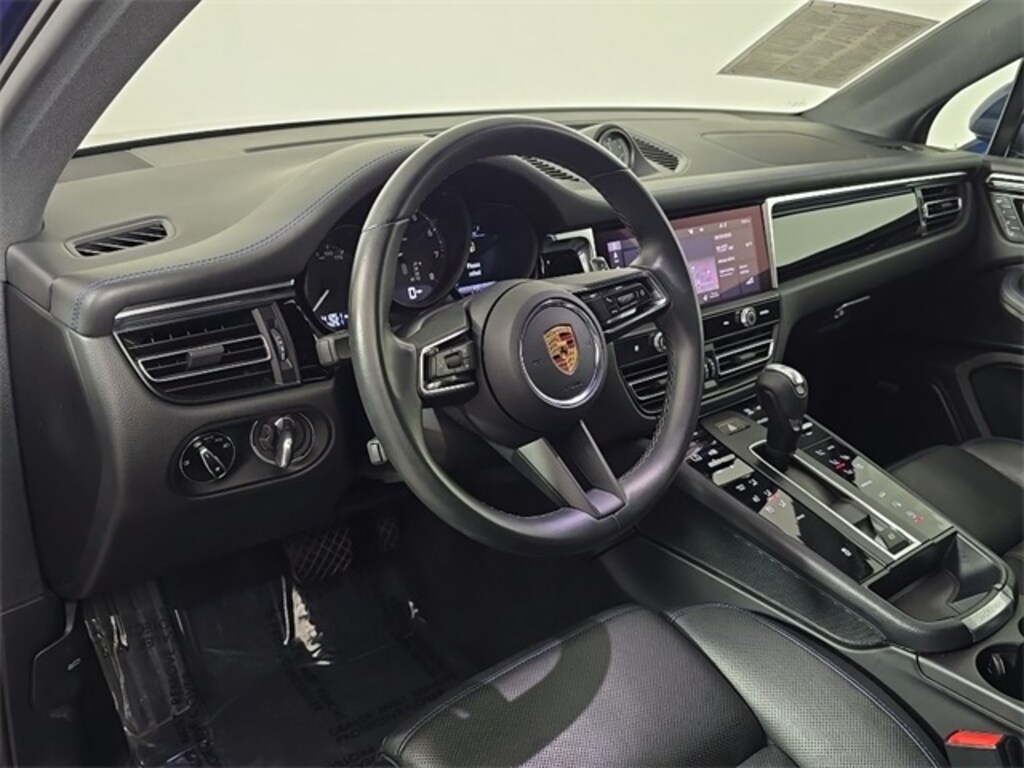 Used 2022 Porsche Macan  SUV