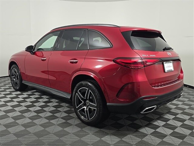 2026 Mercedes Benz GLC 300 4MATIC photo 3
