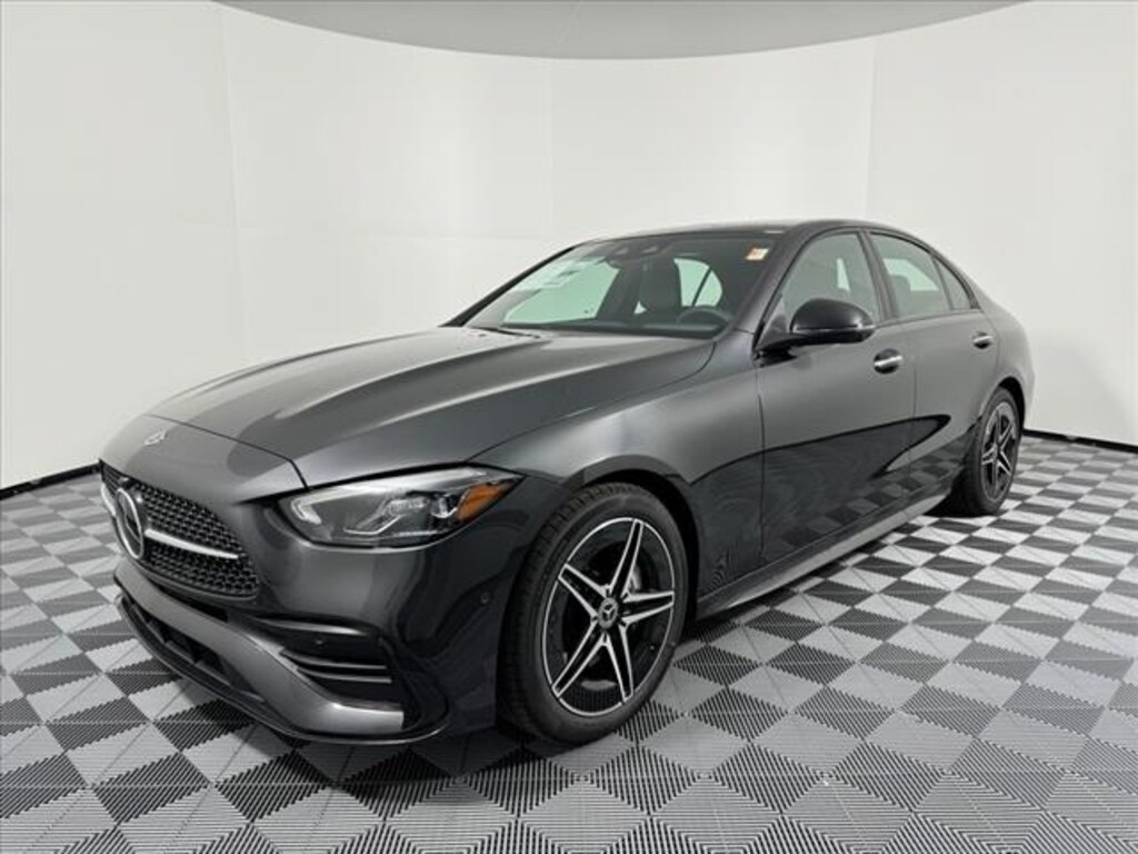 New 2024 MercedesBenz CClass AUTO Milwaukee, Waukesha WI