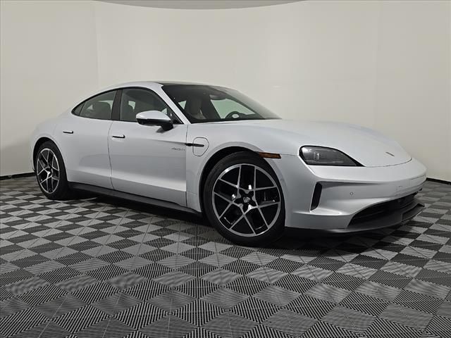 2025 Porsche Taycan Base - Photo 9