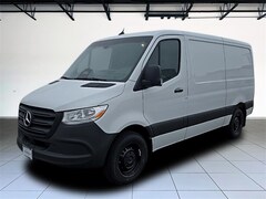 2025 Mercedes-Benz Sprinter 2500 Standard Roof 4-Cyl Diesel Van Cargo Van