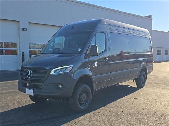 2026 Mercedes-Benz Sprinter Cargo Van Base's photo