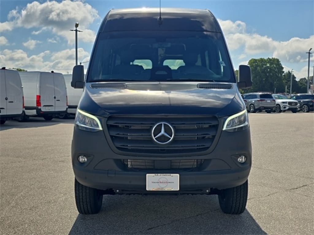 New 2025 Mercedes-Benz Sprinter 2500 Standard Roof 4-Cyl Diesel HO Van Passenger Van