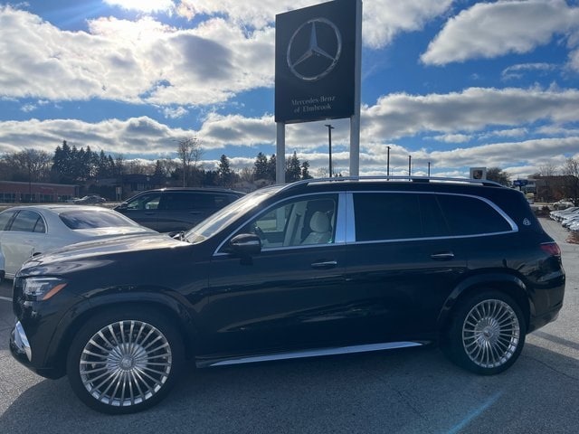 2023 Mercedes-Benz GLS Base's photo