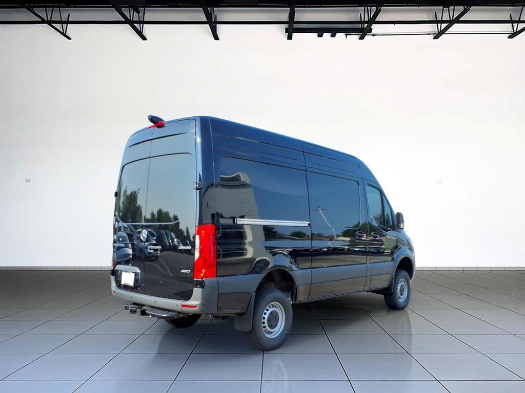 New 2026 Mercedes-Benz Sprinter 2500 Standard Roof 4-Cyl Diesel HO Van Cargo Van
