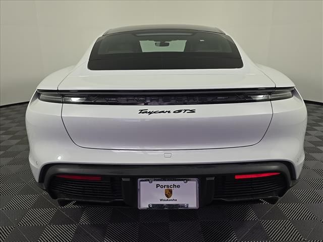 2026 Porsche Taycan GTS - Photo 6