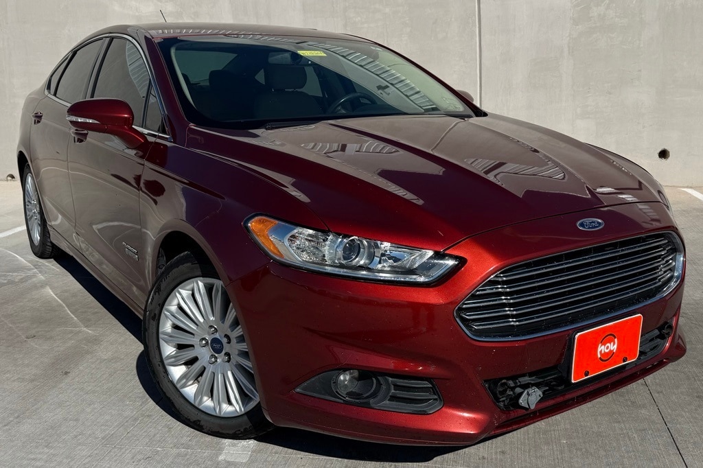 2014 Ford Fusion Energi SE Luxury's photo