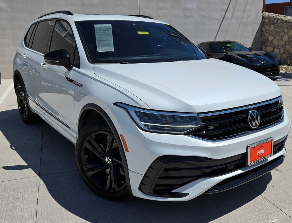 Used 2024 Volkswagen Tiguan 2.0T SE R-Line Black