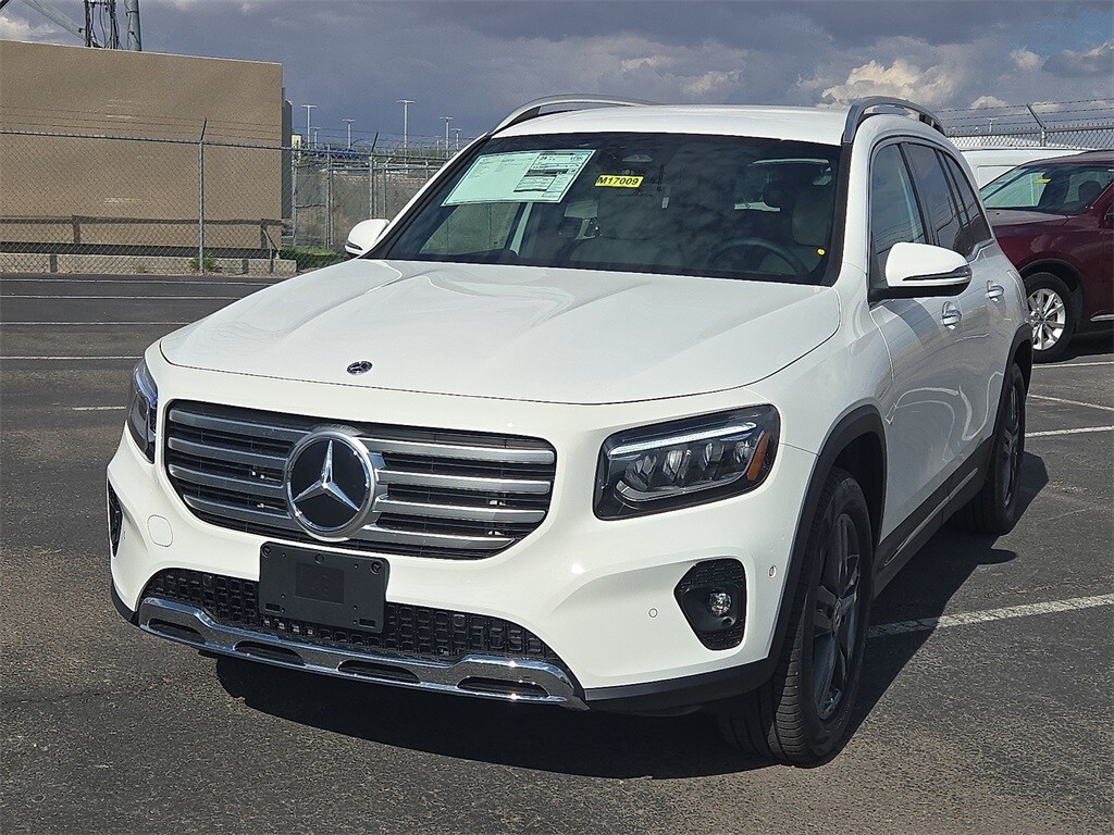 2026 Mercedes Benz GLB 250 photo 4