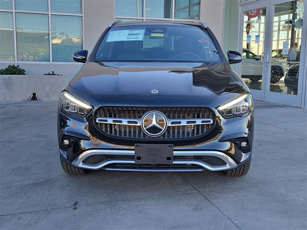 2025 Mercedes Benz GLA 250 photo 2