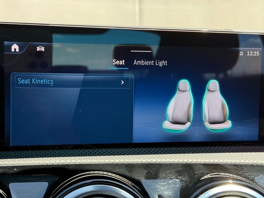 2025 Mercedes-Benz CLA CLA 250 - Photo 12