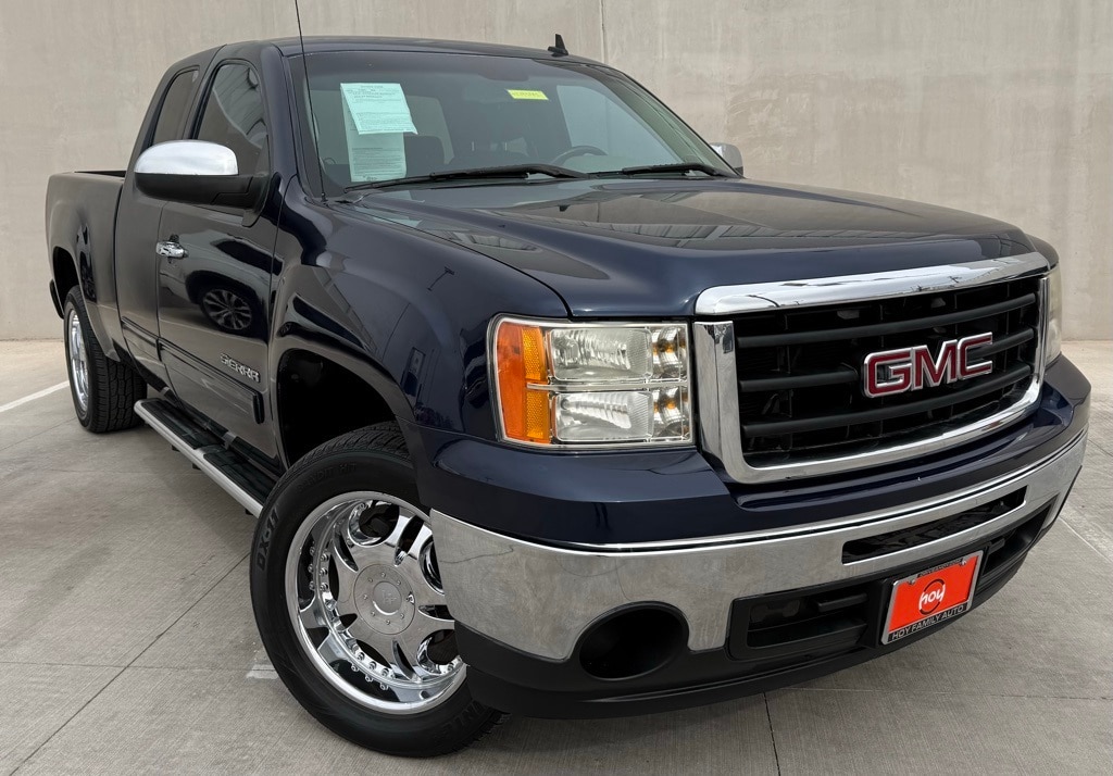 2010 GMC Sierra 1500 SL's photo