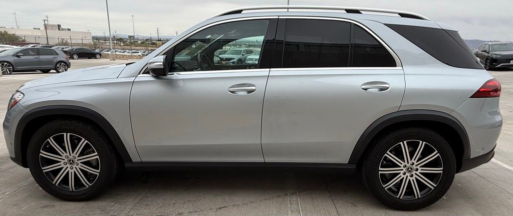 2025 Mercedes-Benz GLE GLE450 - Photo 4