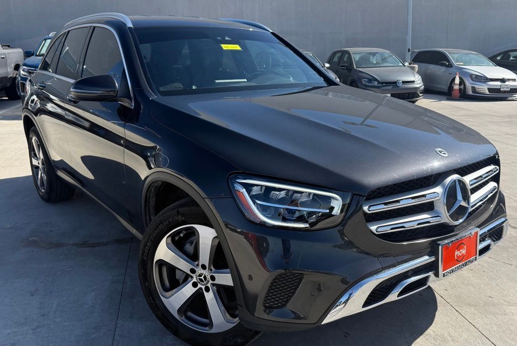 Certified Pre-Owned 2022 Mercedes-Benz GLC GLC 300