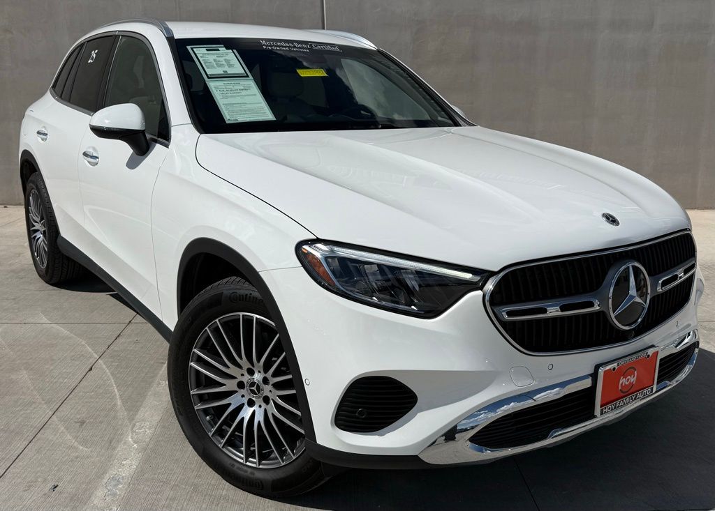 2025 Mercedes-Benz GLC GLC 300's photo
