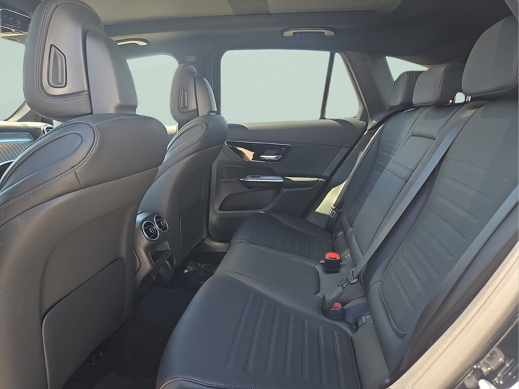 2026 Mercedes-Benz GLC Base - Photo 10