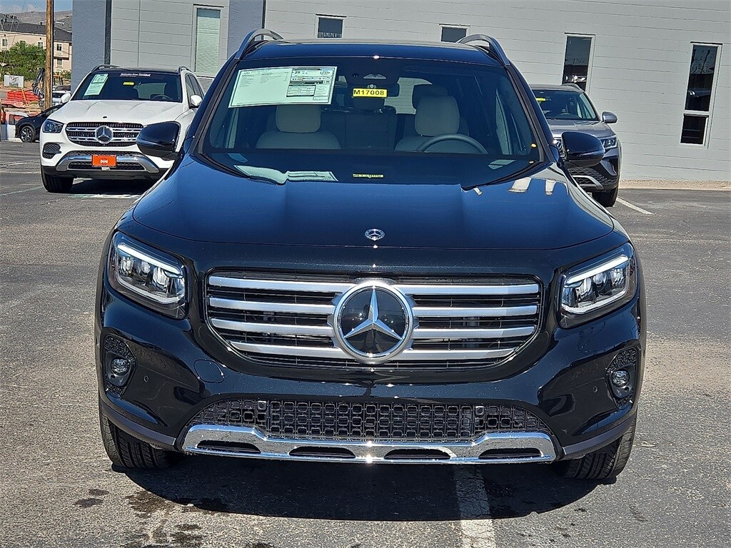 2026 Mercedes Benz GLB 250 photo 3