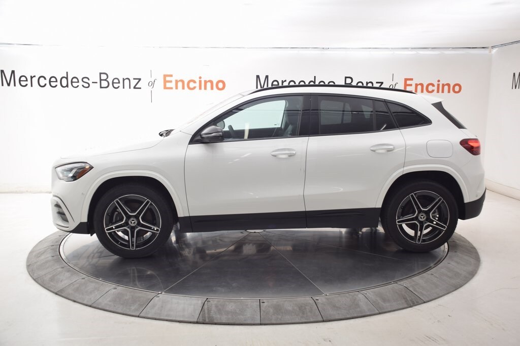 2026 Mercedes Benz GLA 250 photo 3