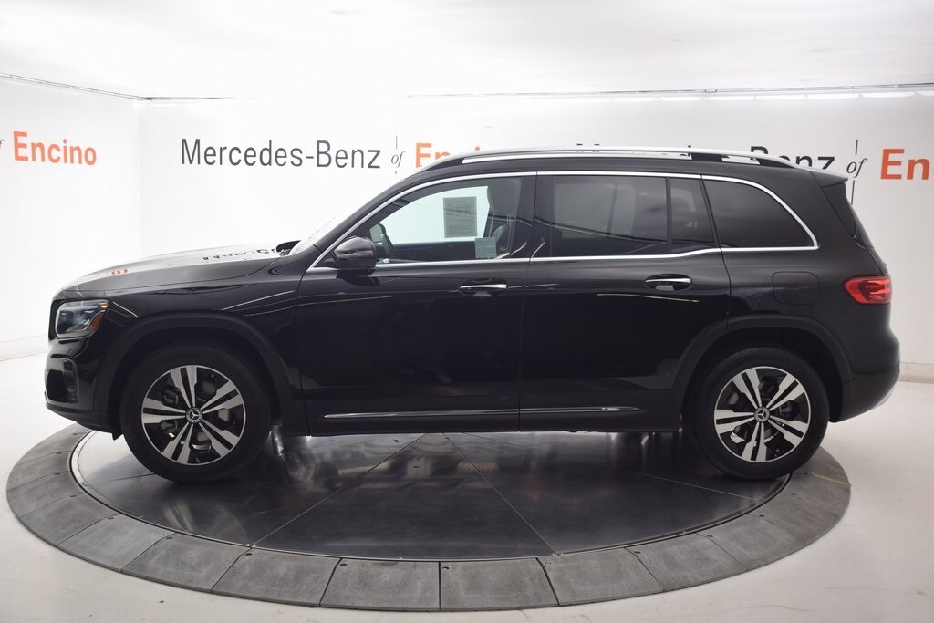 2025 Mercedes Benz GLB 250 photo 3