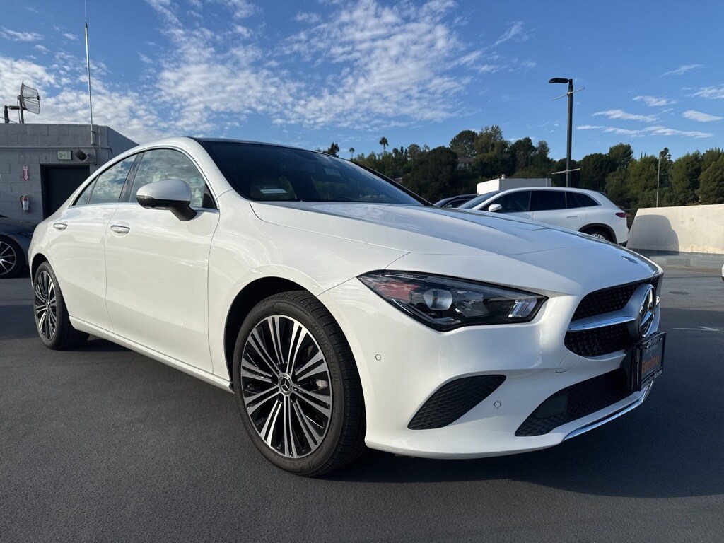 2023 Mercedes Benz CLA 250 photo 3