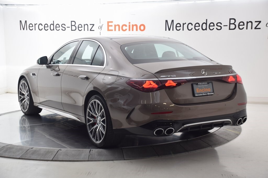 2025 Mercedes Benz E AMG 53 photo 4
