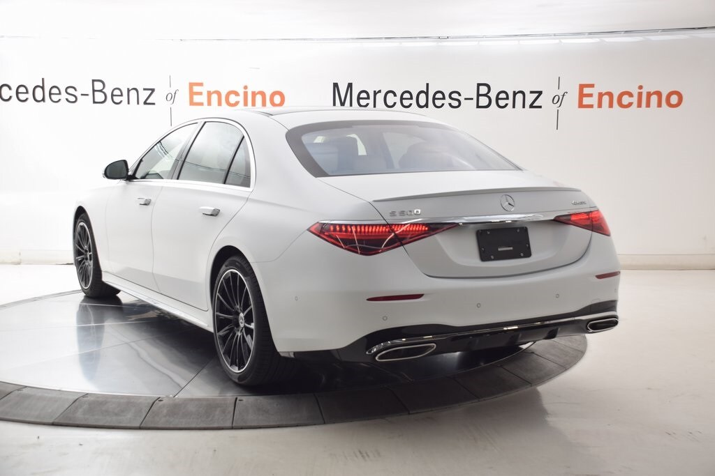 2026 Mercedes Benz S 500 4MATIC photo 3