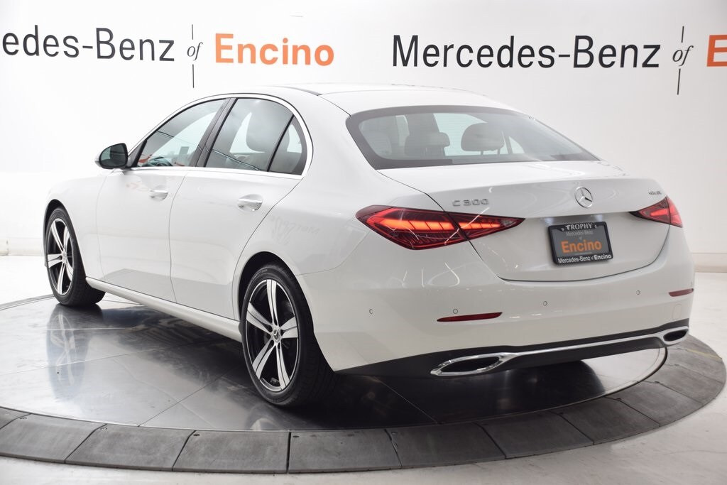 2025 Mercedes Benz C 300 4MATIC photo 4