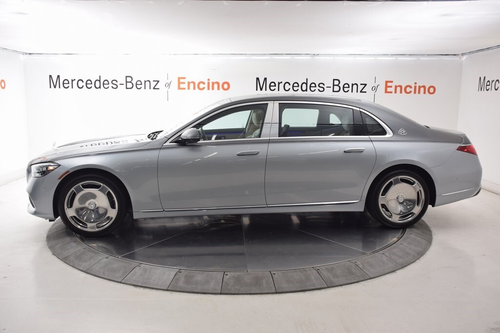 2024 Mercedes Benz S Maybach 580 4MATIC photo 3