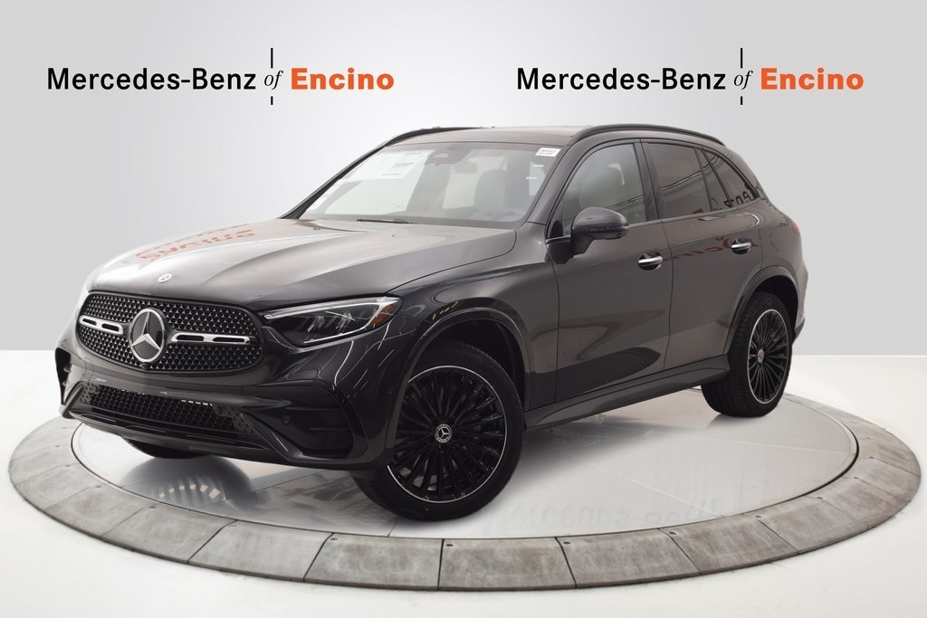 2026 Mercedes-Benz GLC Base's photo