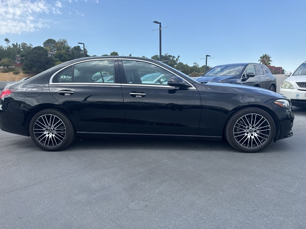2022 Mercedes Benz C 300 Sedan photo 4