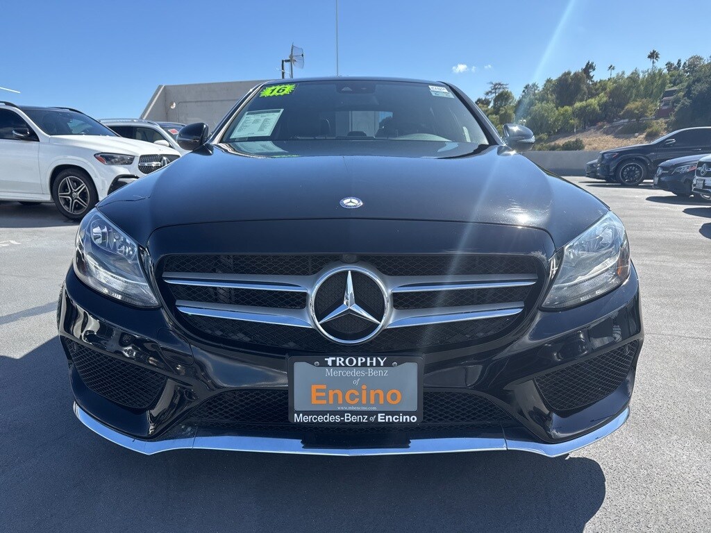2016 Mercedes Benz C 300 photo 2