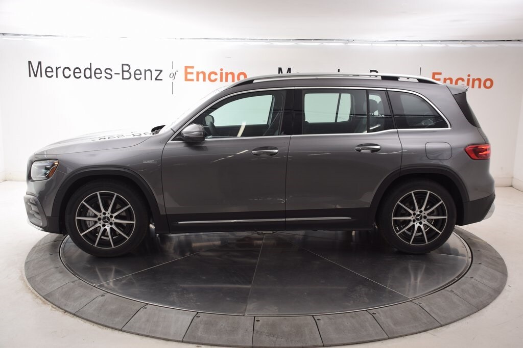2025 Mercedes Benz GLB AMG 35 photo 3