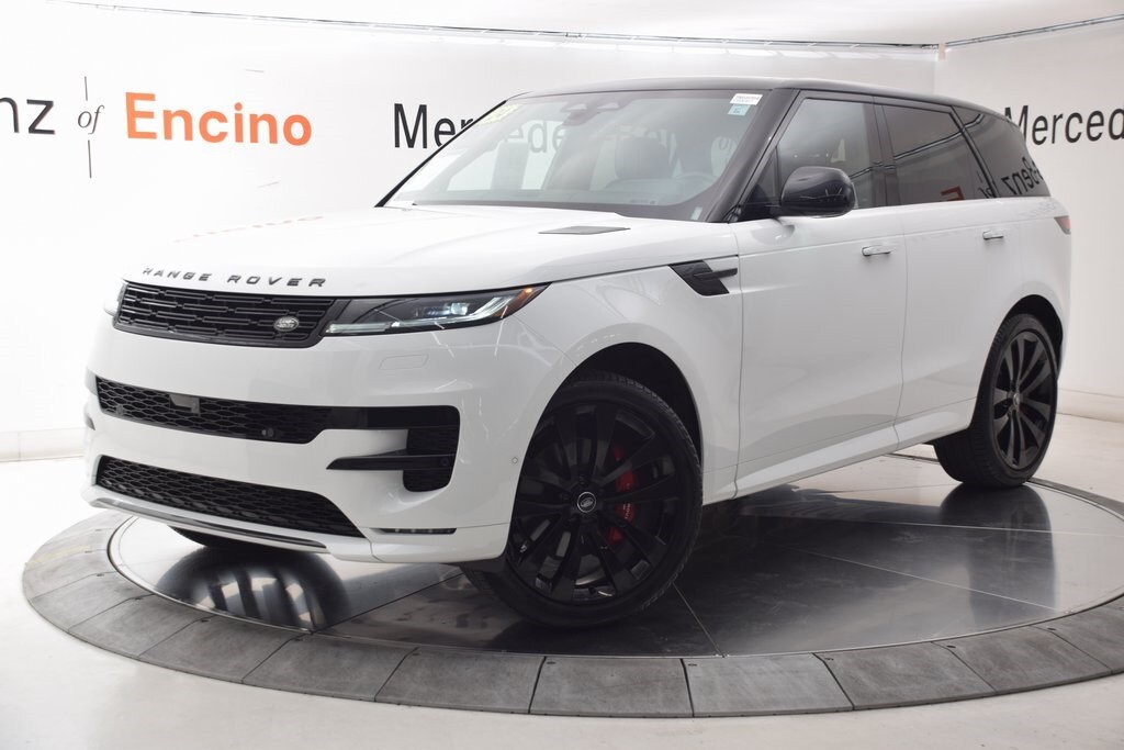 2024 Land Rover Range Rover Sport SE photo 2