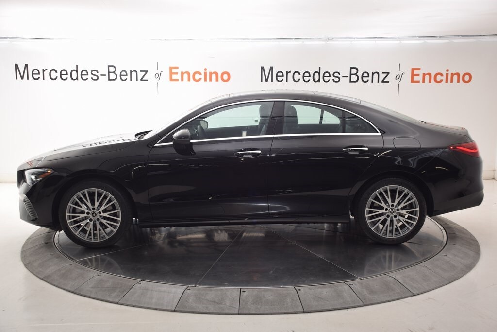 2025 Mercedes Benz CLA 250 4MATIC photo 3