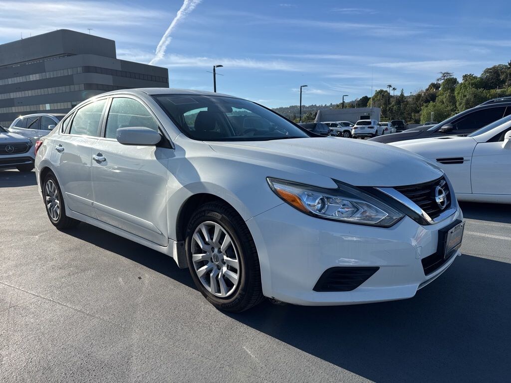 Used 2017 Nissan Altima 2.5 Sedan