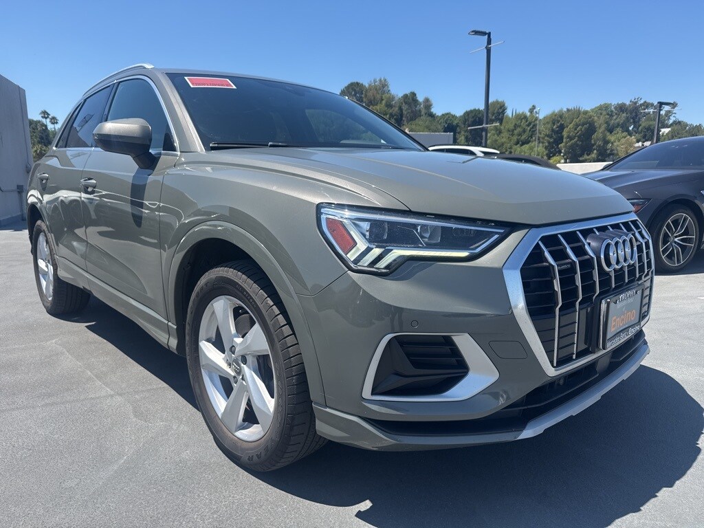 2019 Audi Q3 Premium Plus photo 3