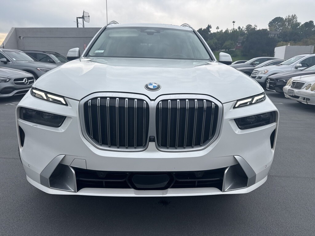 2023 Bmw X7 xDrive40i photo 2