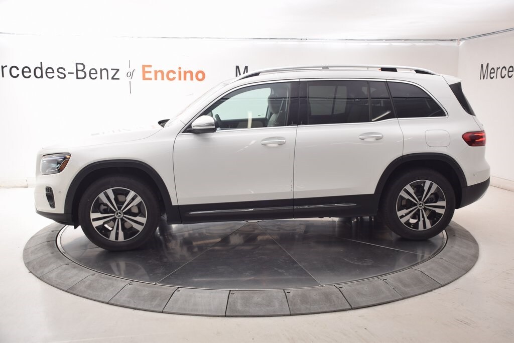 2026 Mercedes Benz GLB 250 photo 3