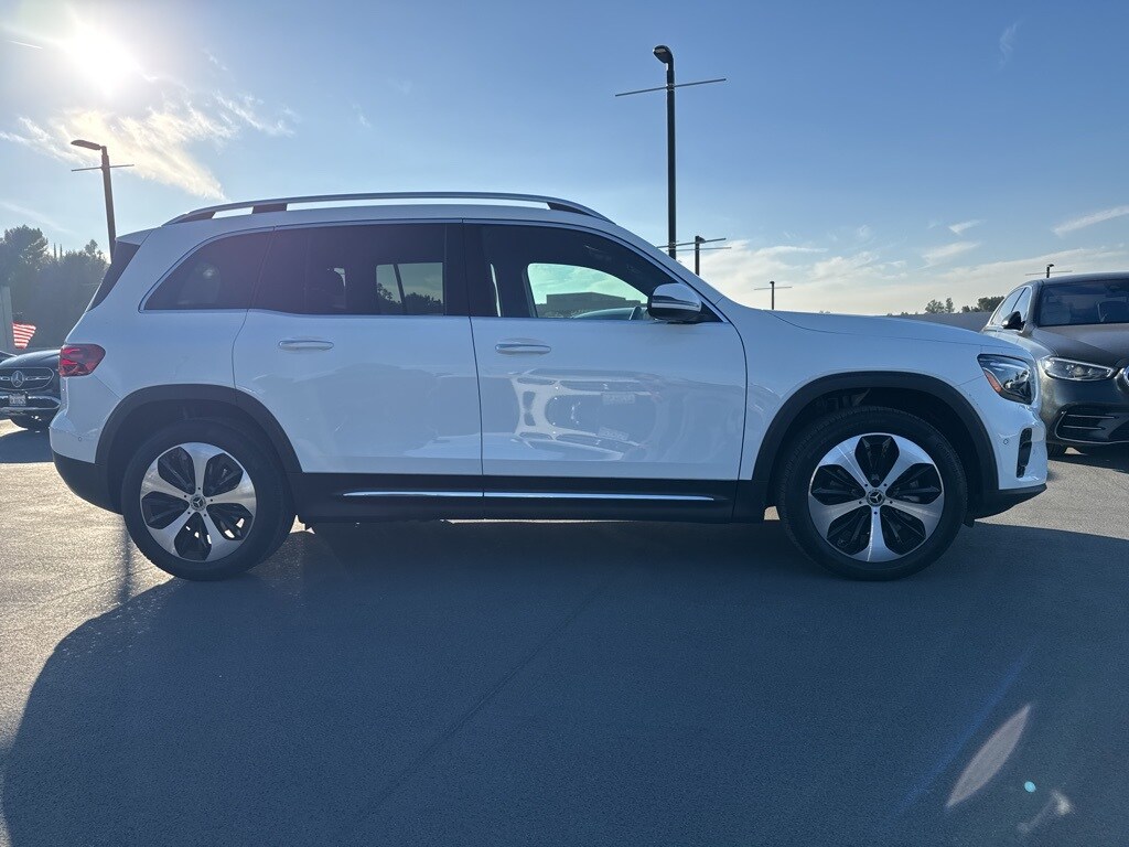 2024 Mercedes Benz GLB 250 photo 4